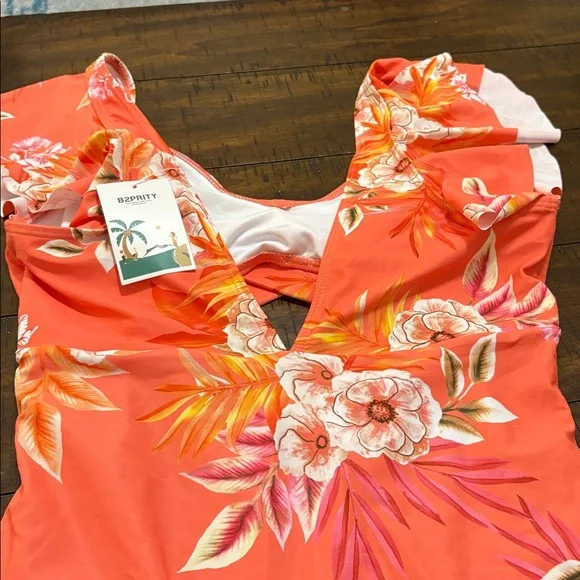 Women's Floral Coral Swimsuit - Picture 3 of 4